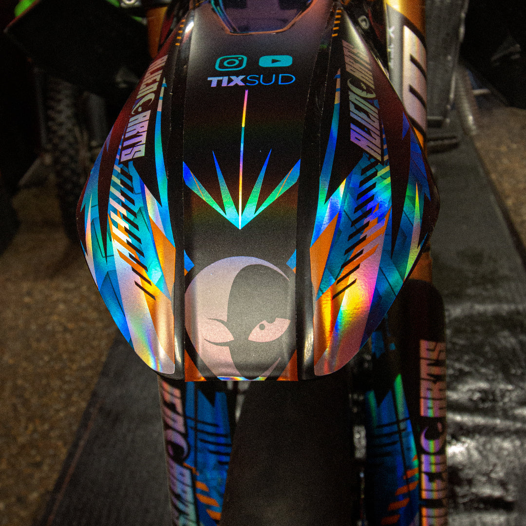 Comment personnaliser sa moto 50cc : kit déco ou peinture intégrale ?