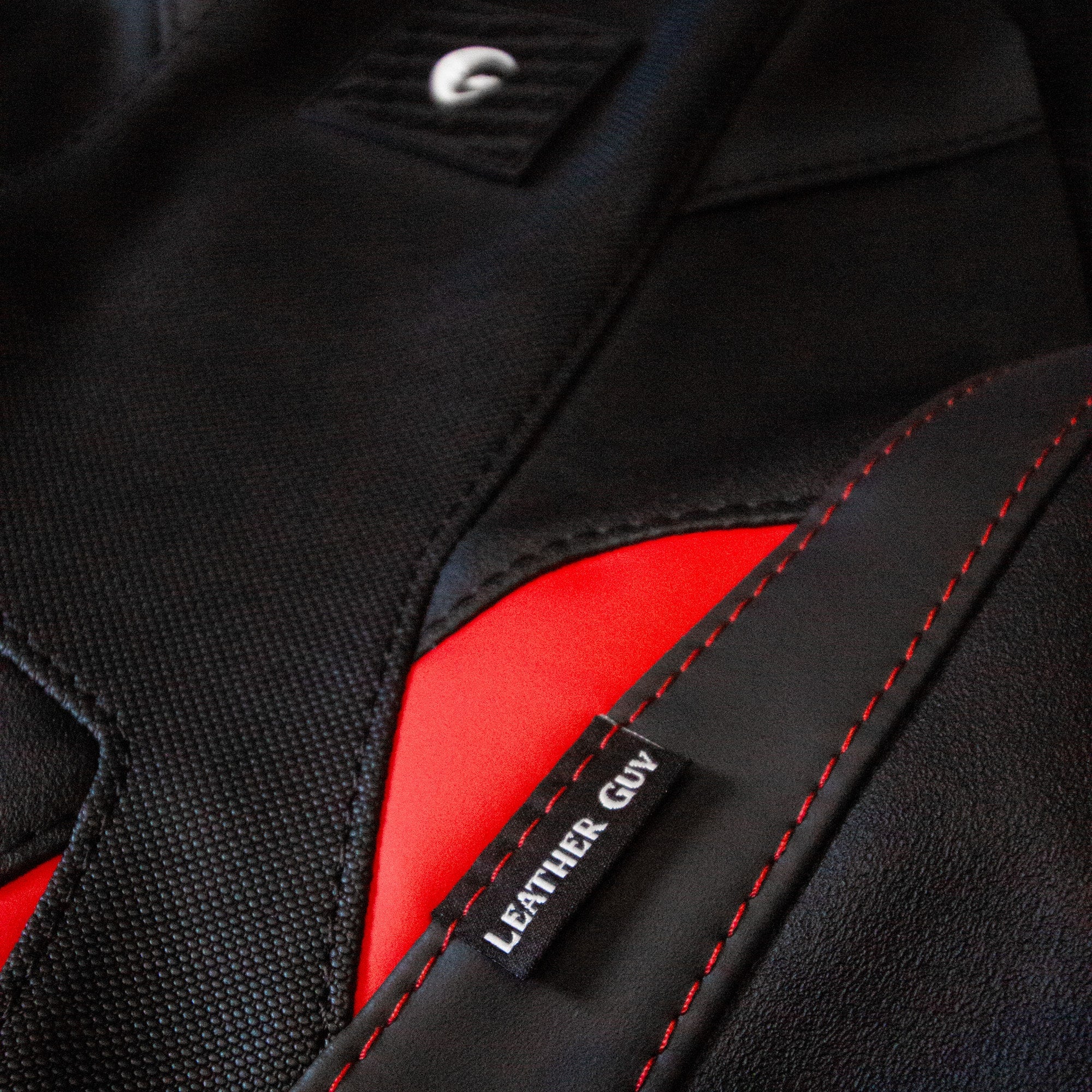 Copri sella AlienArts x LeatherGuy (edizione limitata)