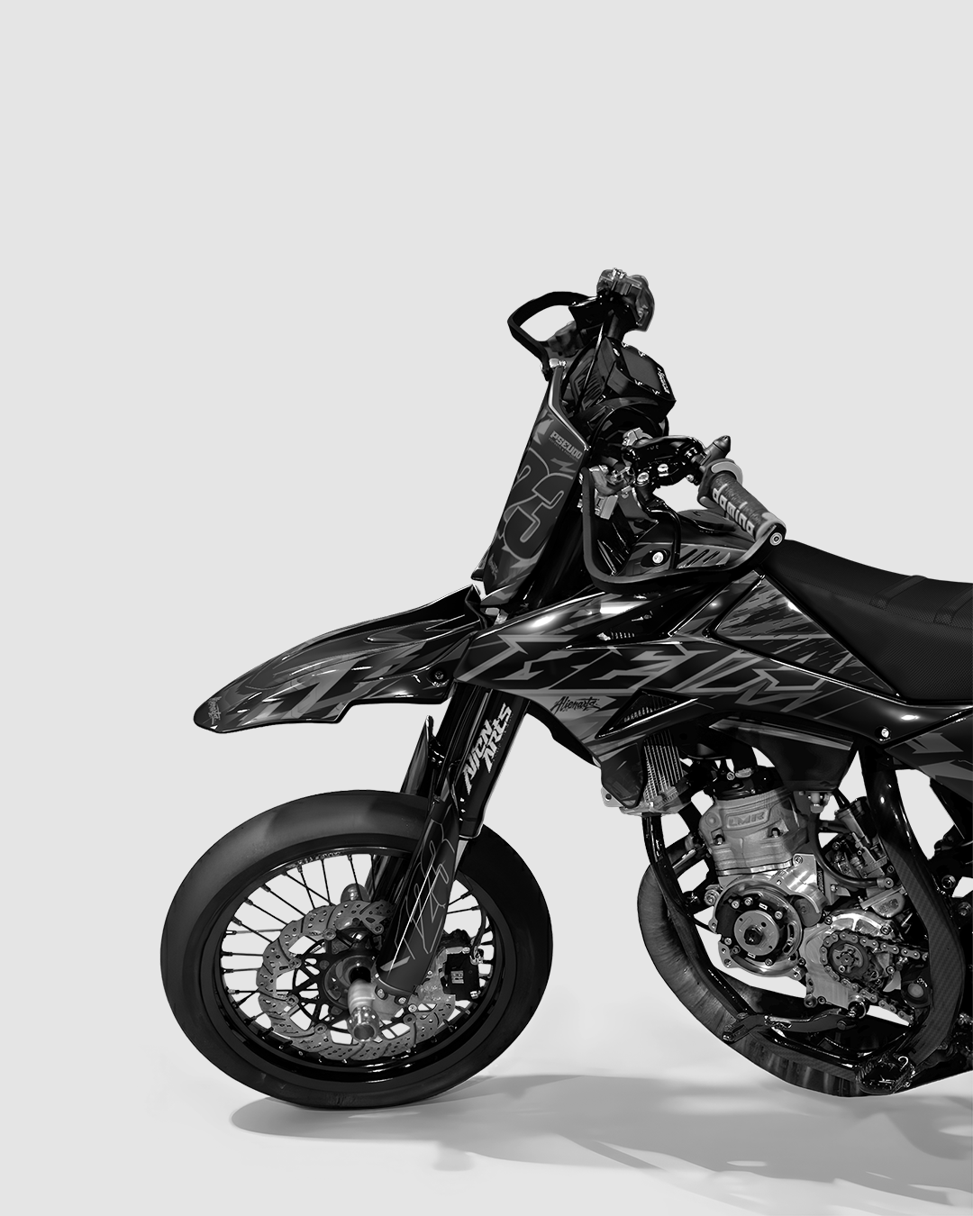 NEMESIS - Kit deco BETA 50cc - Blanc — vue de face