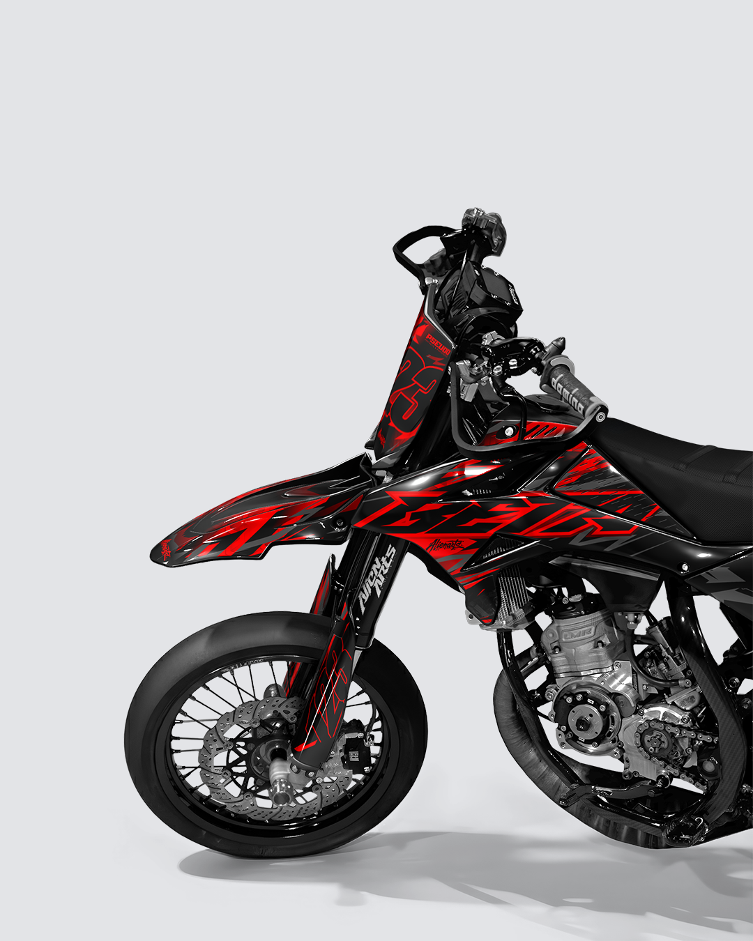 NEMESIS - Kit deco BETA 50cc - Rouge — vue de face