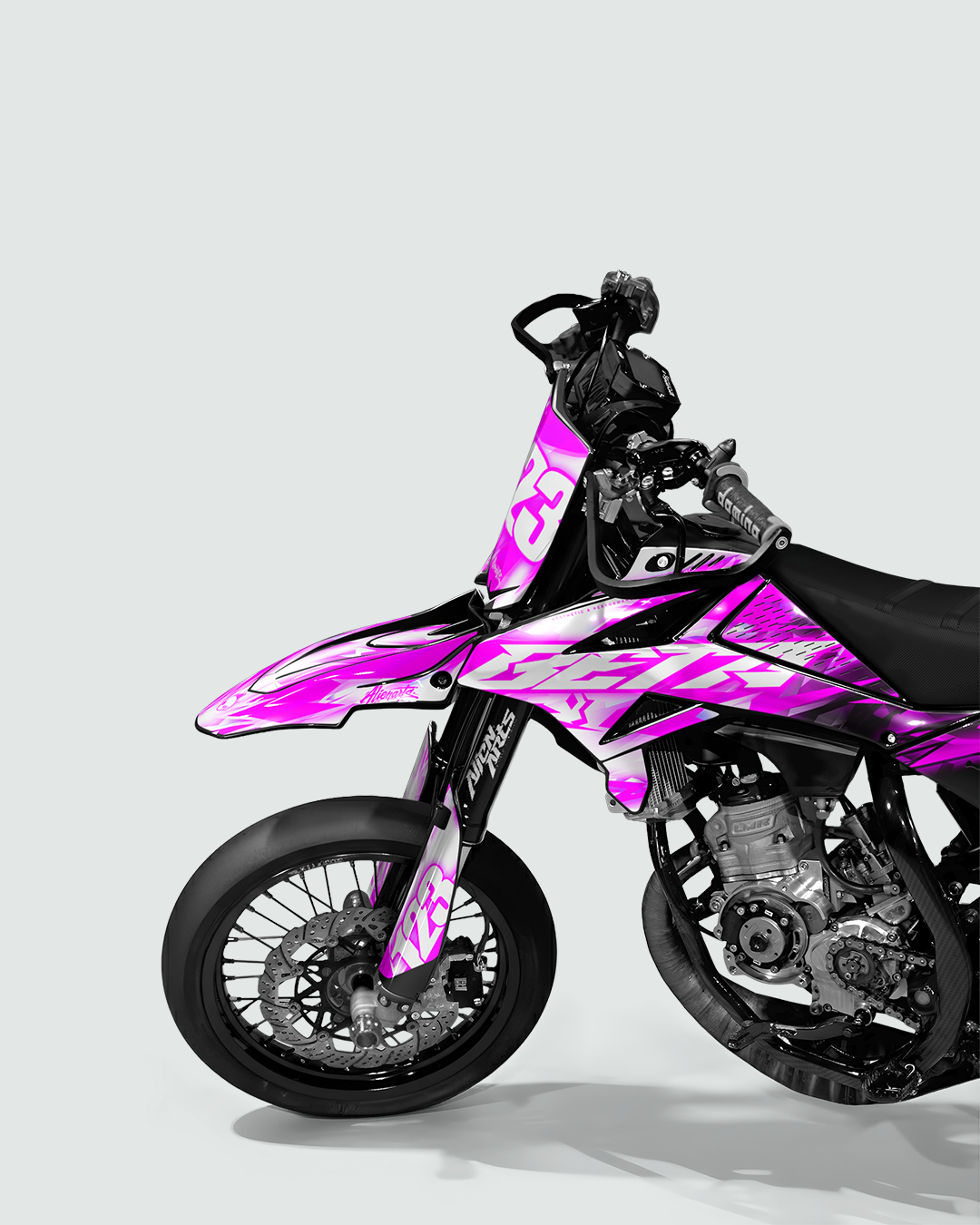 RUSH - Kit deco BETA 50cc - Rose — vue de face