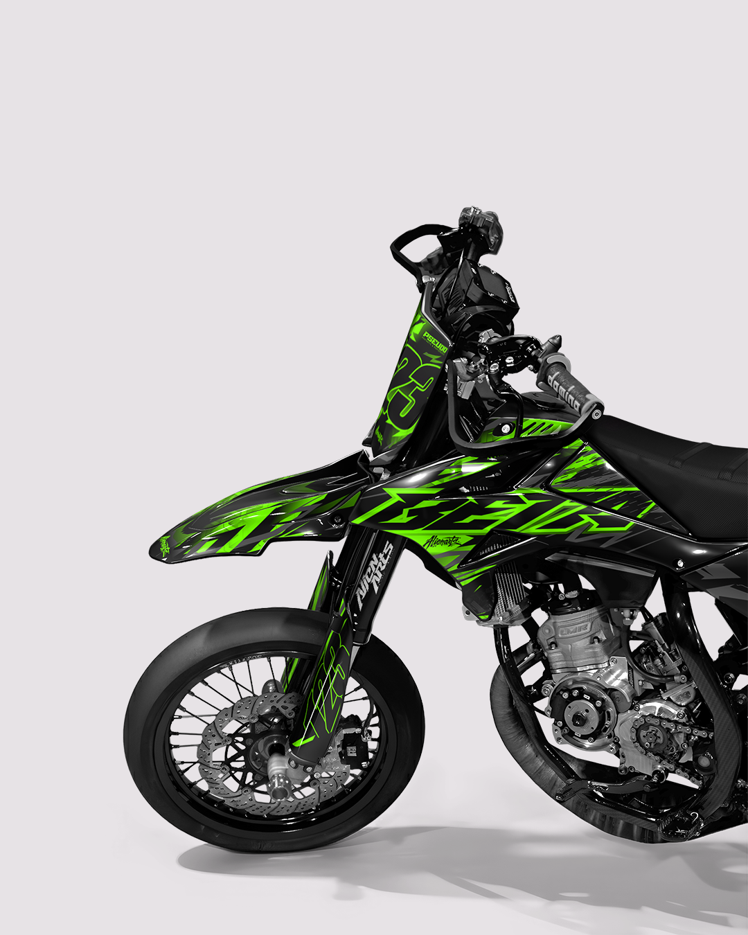 NEMESIS - Kit deco BETA 50cc - Vert — vue de face