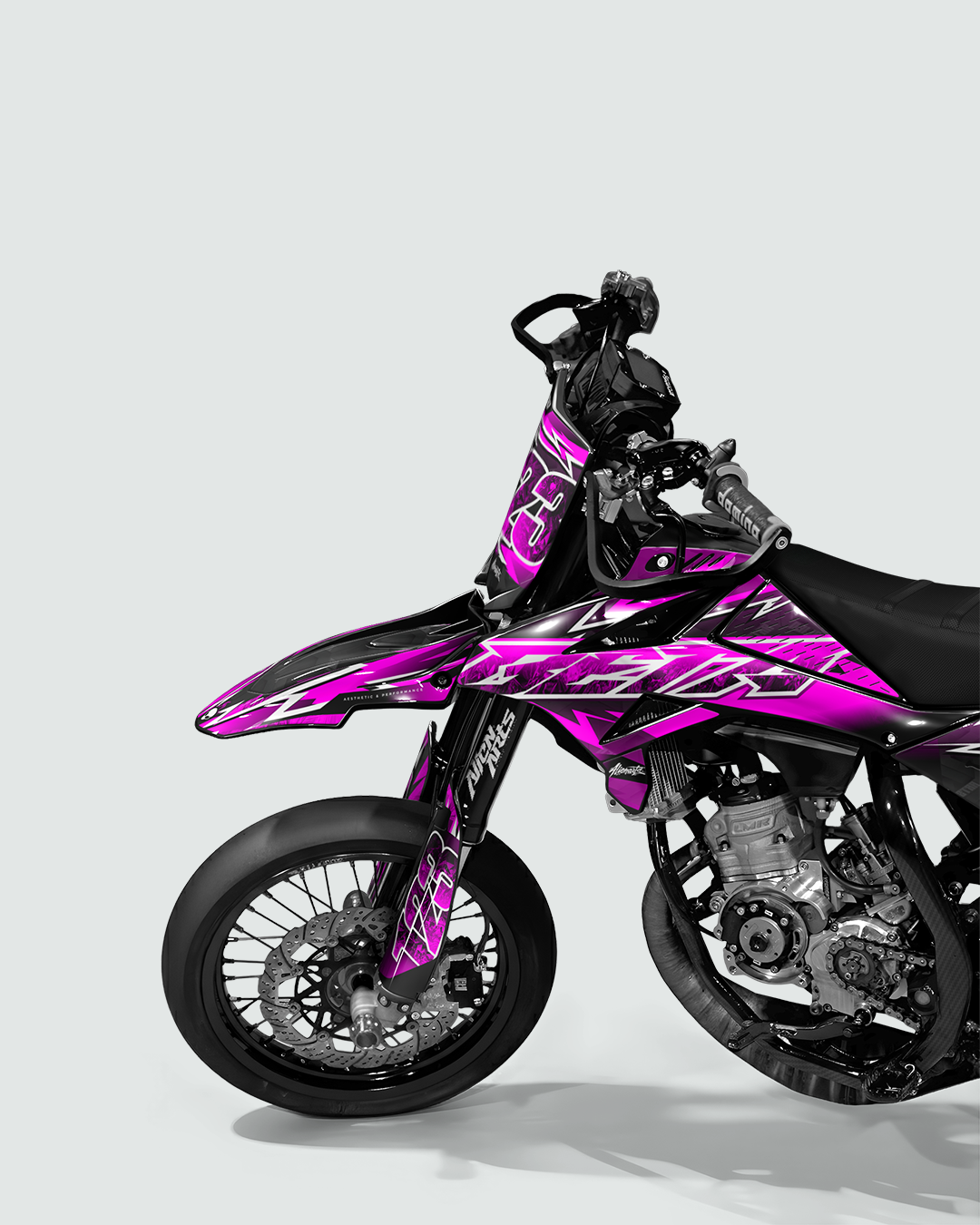 RAMPAGE - Kit deco BETA 50cc - Rose — vue de face