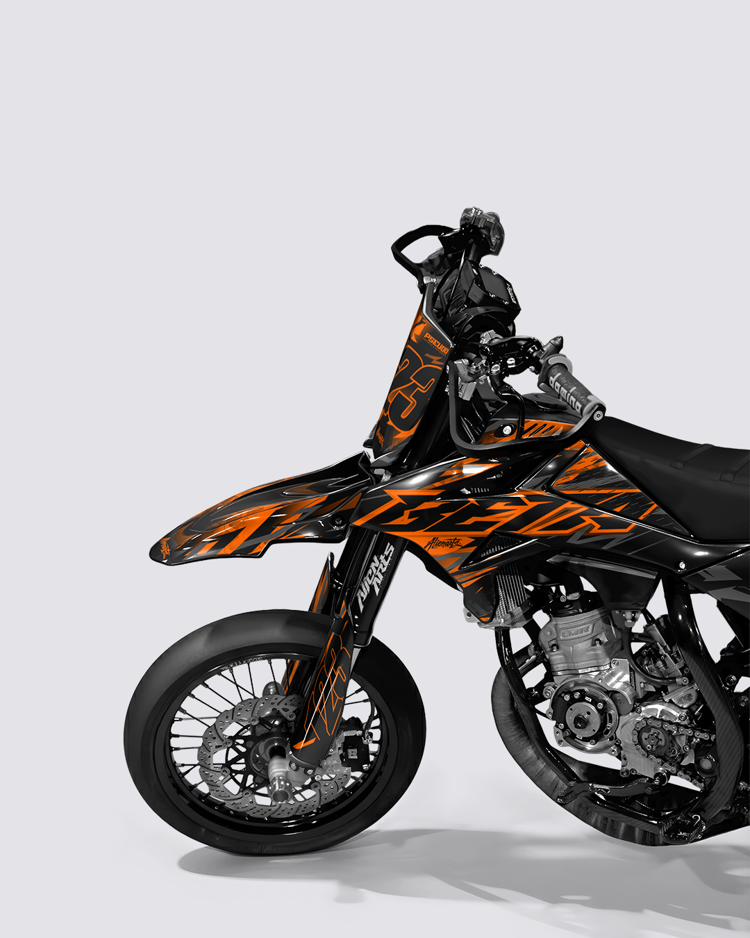 NEMESIS - Kit deco BETA 50cc - Orange — vue de face