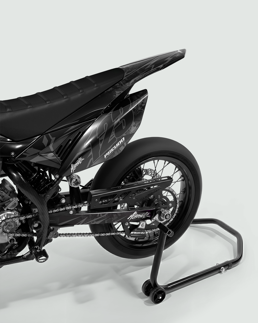 NEMESIS - Kit deco BETA 50cc - Violet — vue de dos