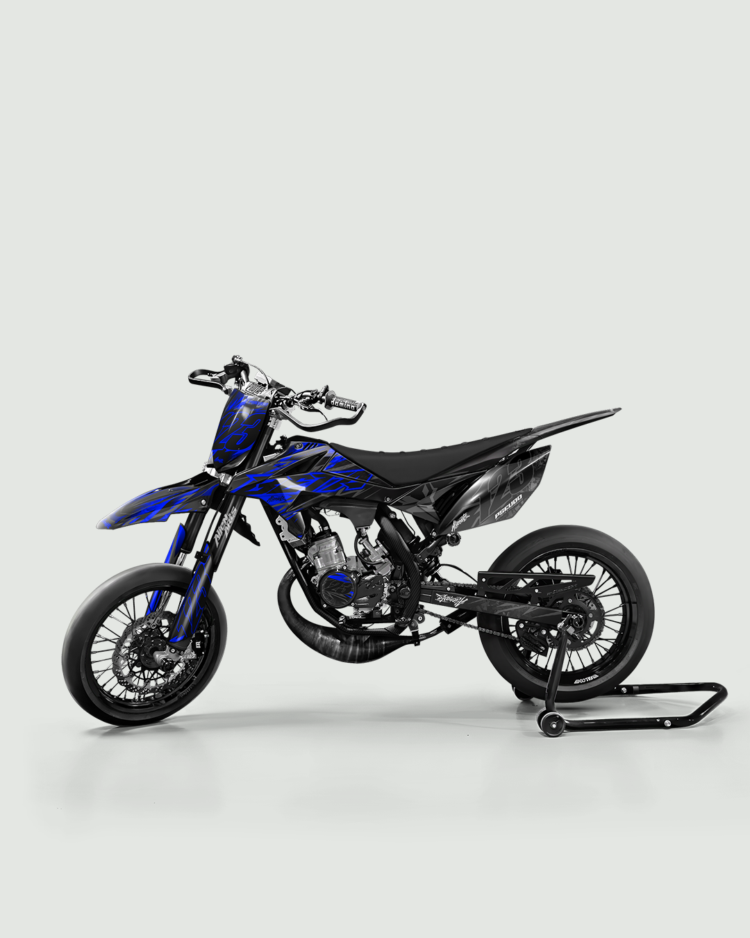 NEMESIS - Kit deco BETA 50cc - Bleu — vue de côté