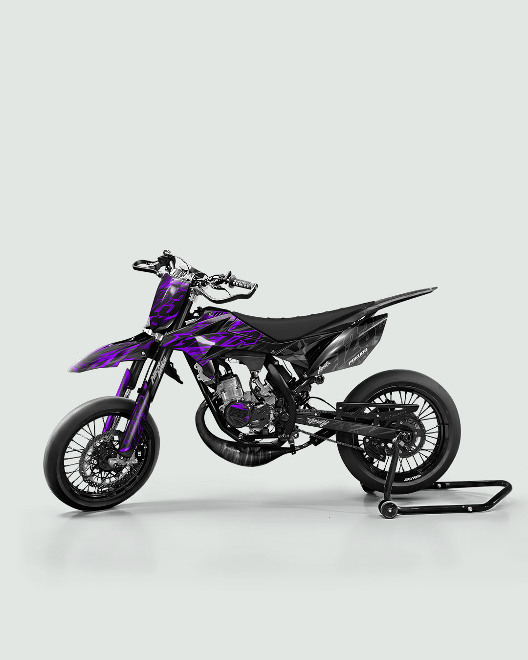 NEMESIS - Kit deco BETA 50cc - Violet — vue de côté