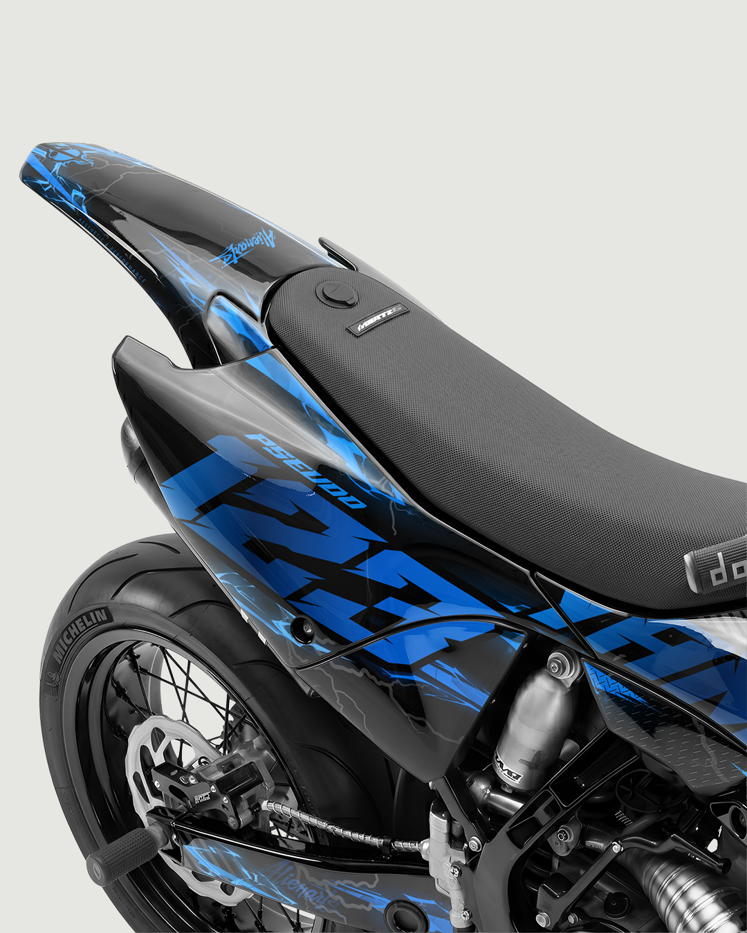 LIGHNX Bleu - Rear