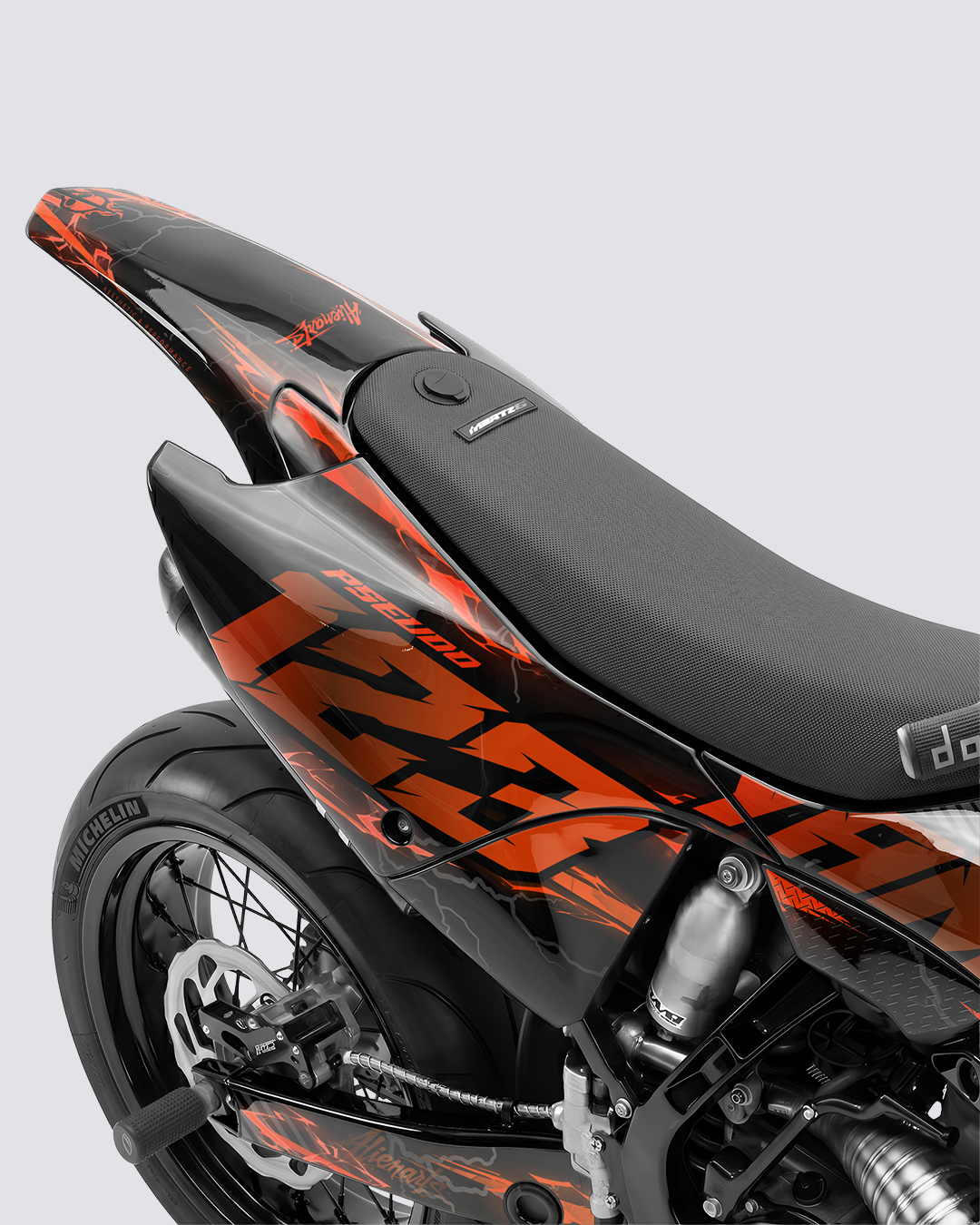 LIGHNX Orange - Rear