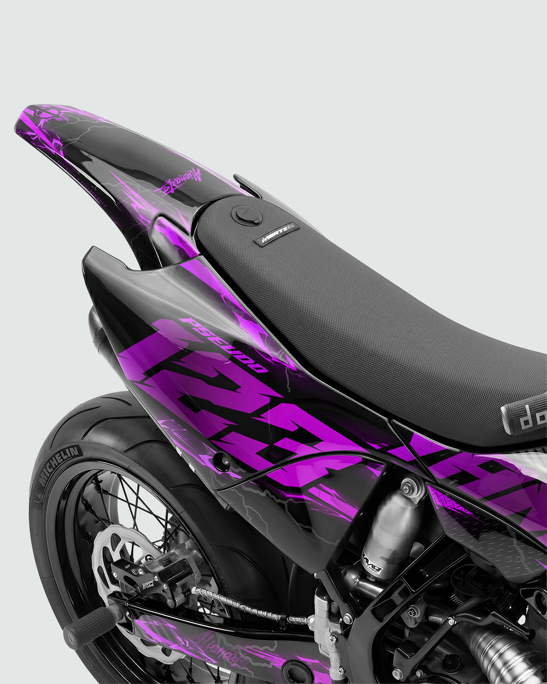 LIGHNX Rose - Rear
