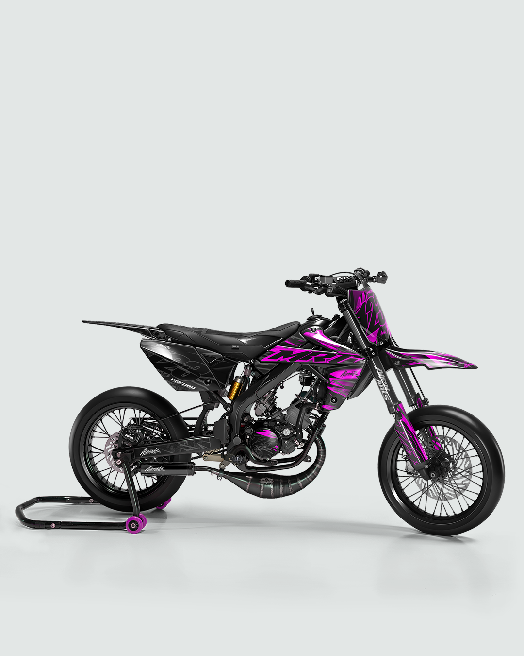 NEMESIS - Kit deco RIEJU 50cc - Rose — vue de côté