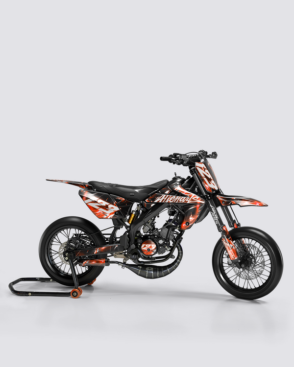 PLASMA - Kit deco RIEJU 50cc - Orange — vue de côté