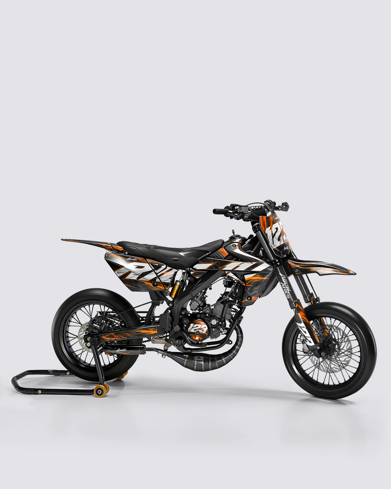 STORMX - Kit deco RIEJU 50cc - Orange — vue de côté
