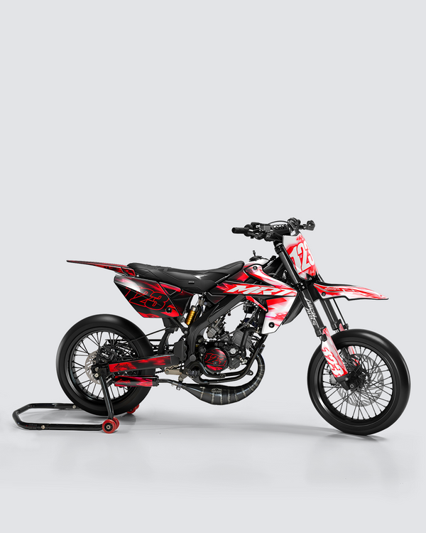 RUSH - Kit deco RIEJU 50cc - Rouge — vue de côté