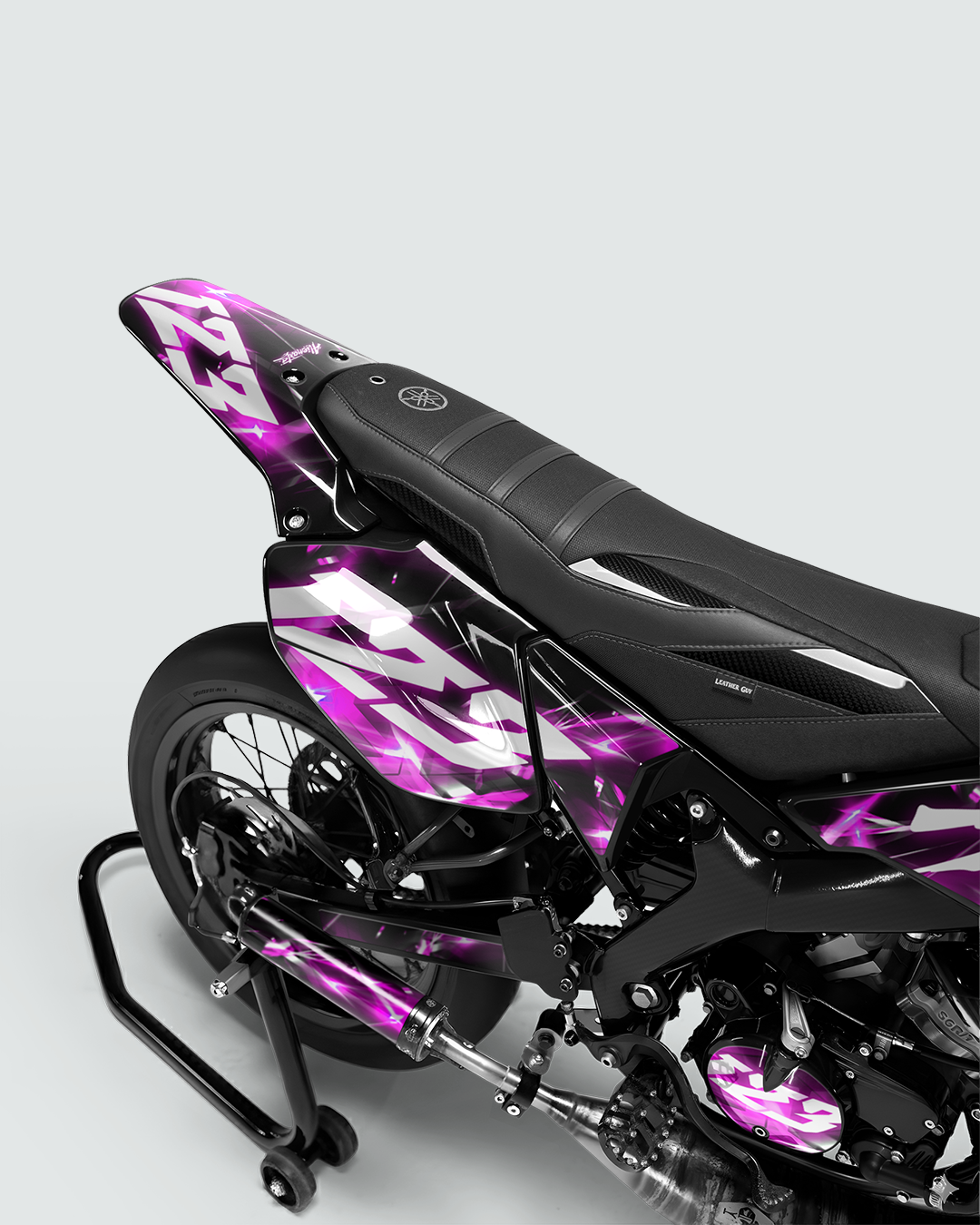 PLASMA - Kit deco YAMAHA DT 50cc - Rose — vue de dos