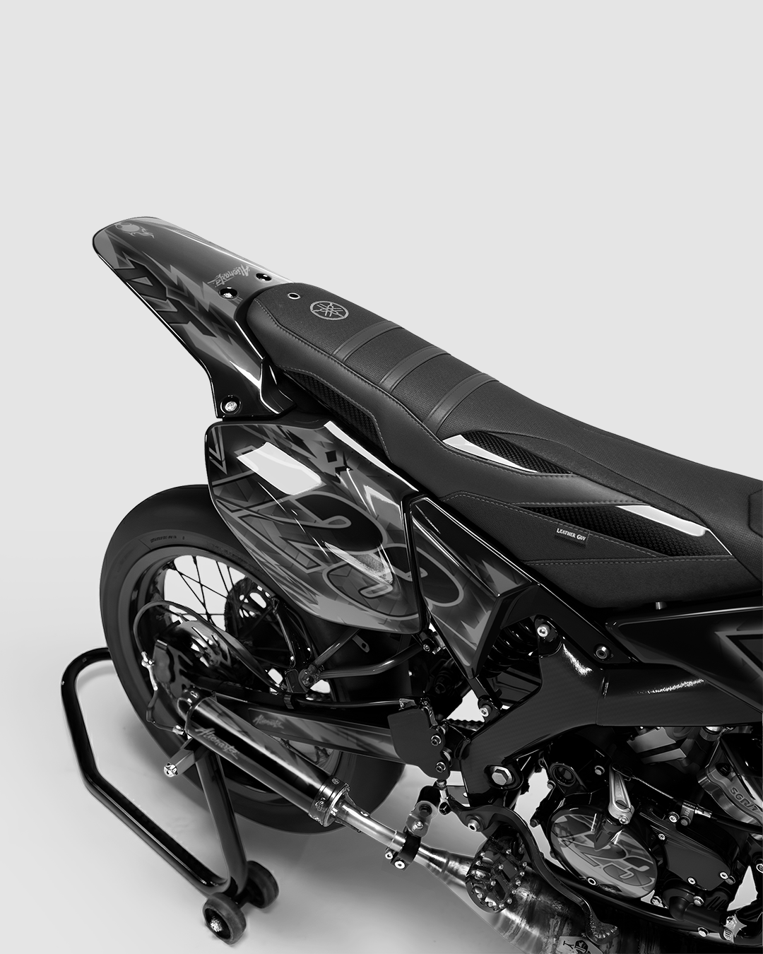 RAZOR - Kit deco YAMAHA DT 50cc - Blanc — vue de dos