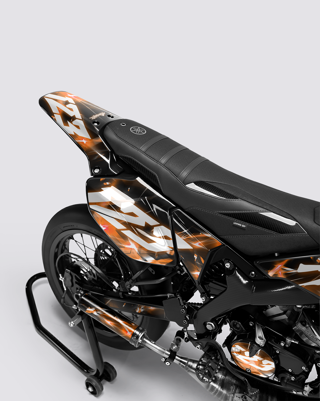 PLASMA - Kit deco YAMAHA DT 50cc - Orange — vue de dos