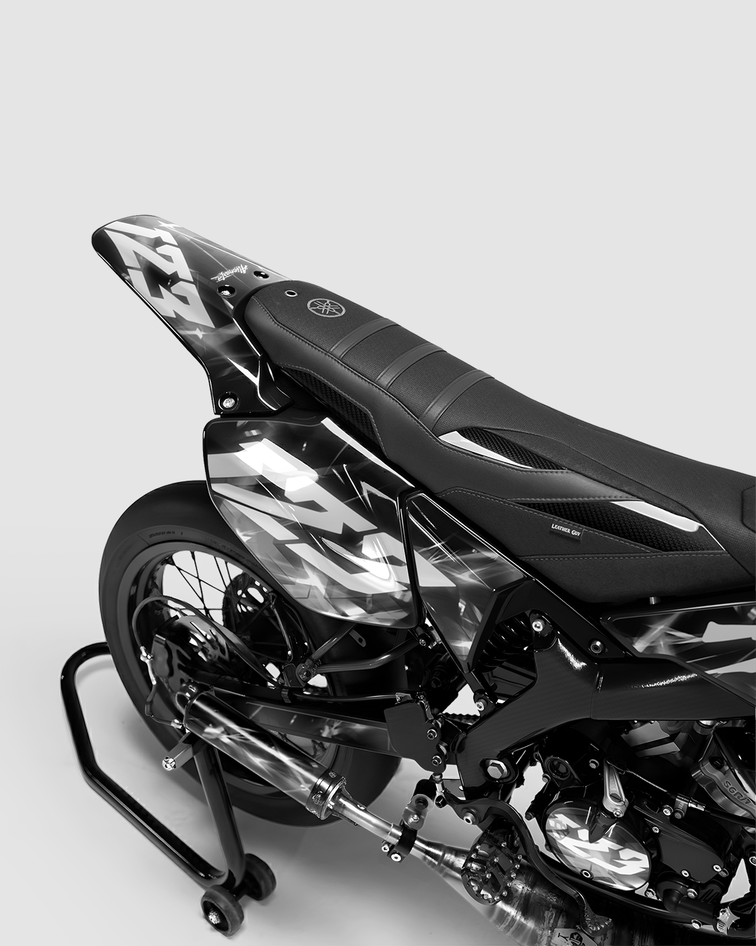 PLASMA - Kit deco YAMAHA DT 50cc - Blanc — vue de dos