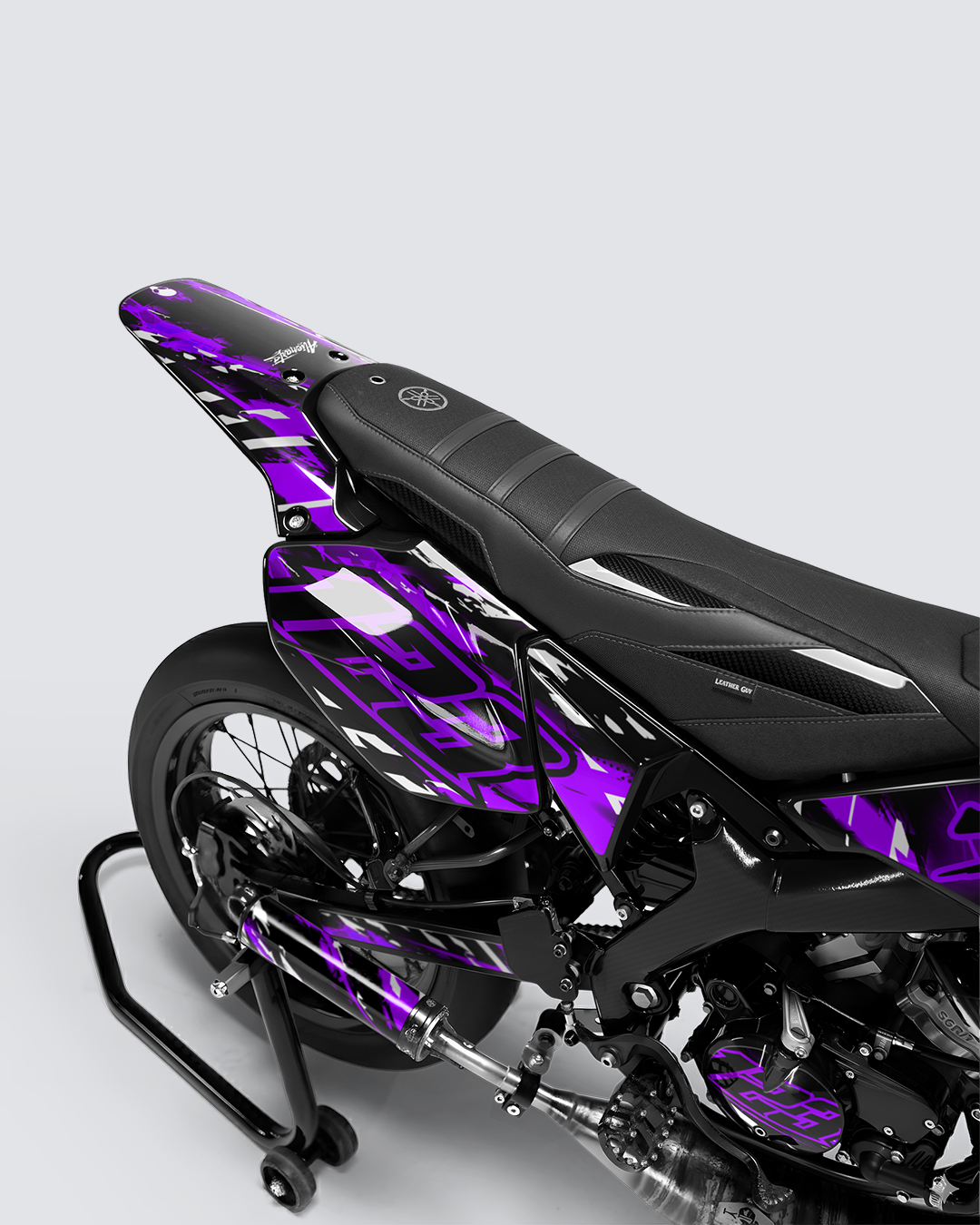 ROGUE - Kit deco YAMAHA DT 50cc - Violet — vue de dos