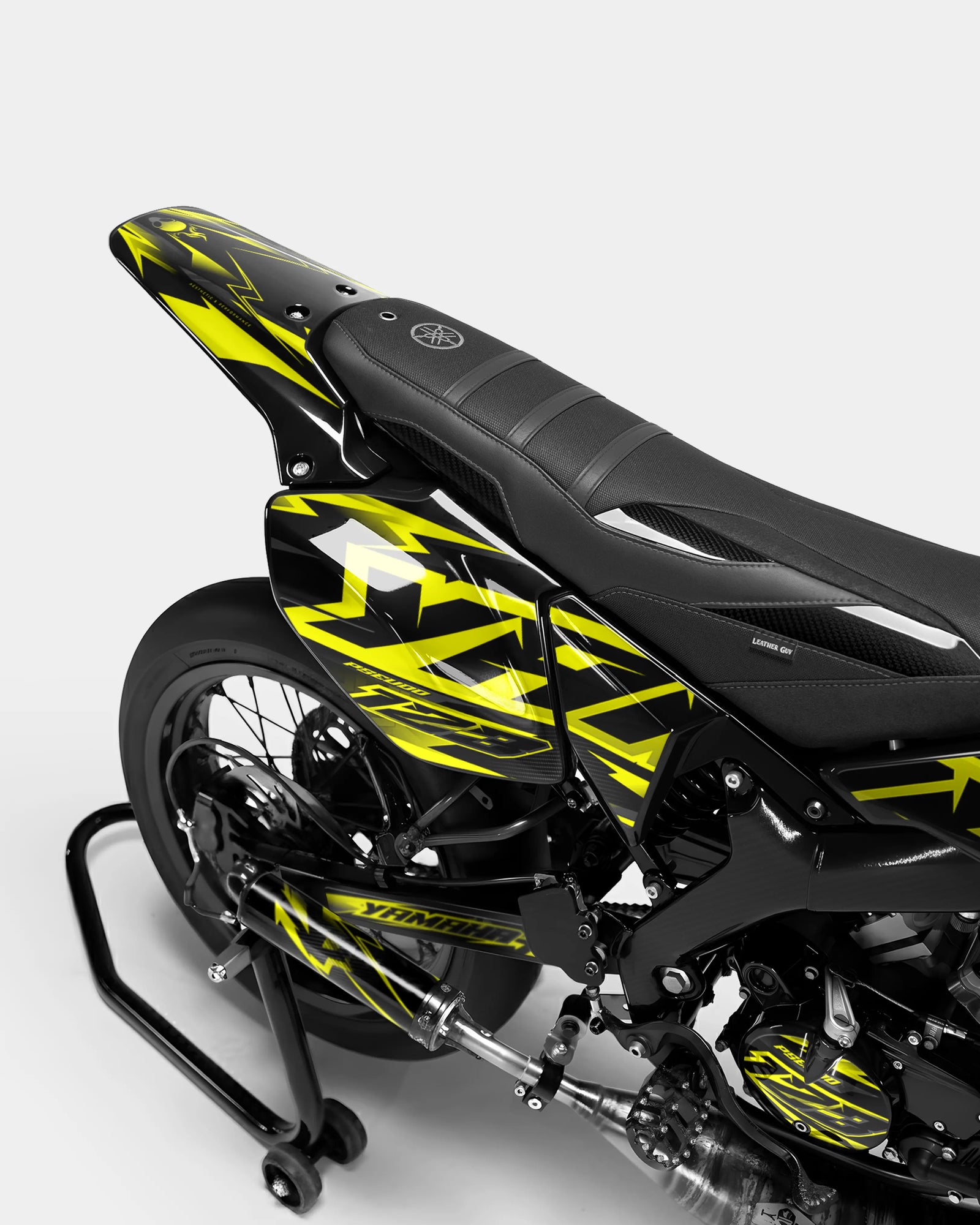 MISTRAL - Decoratieset YAMAHA DT 50cc - Geel