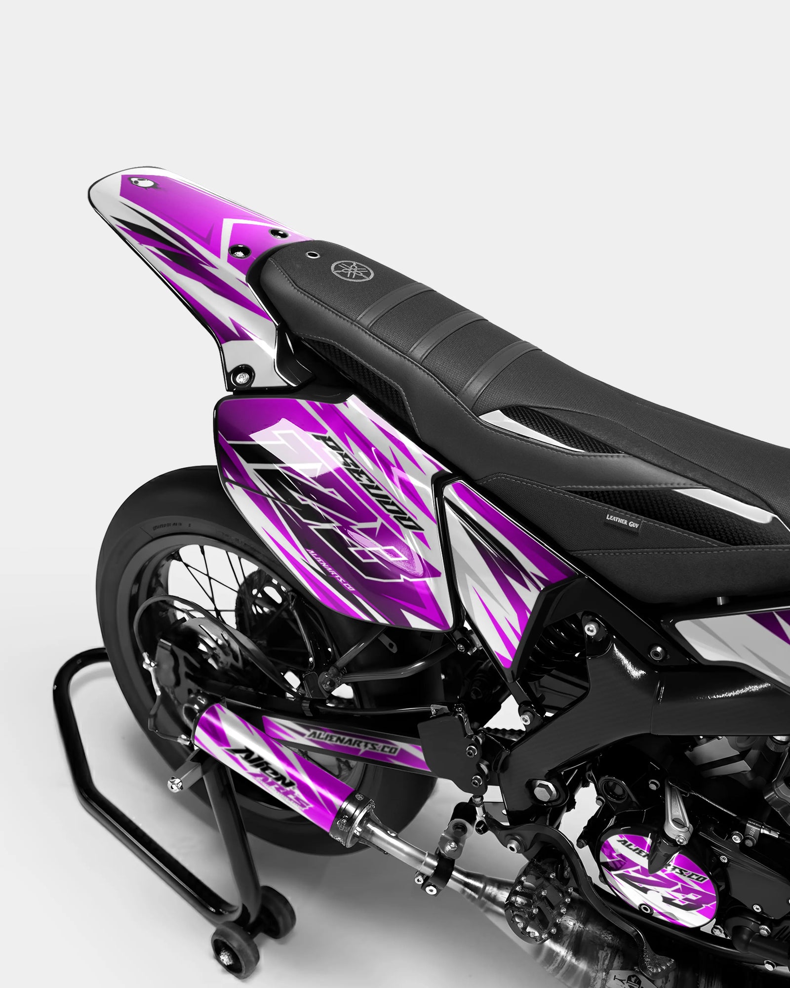 ONYX - YAMAHA DT 50cc Decal Kit - Pink