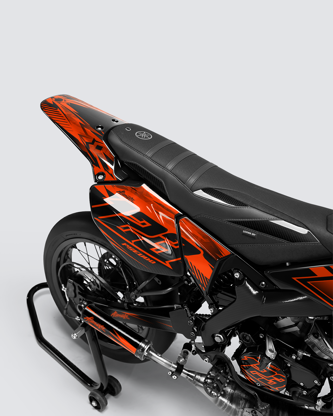 REAPER - Kit deco YAMAHA DT 50cc - Orange — vue de dos