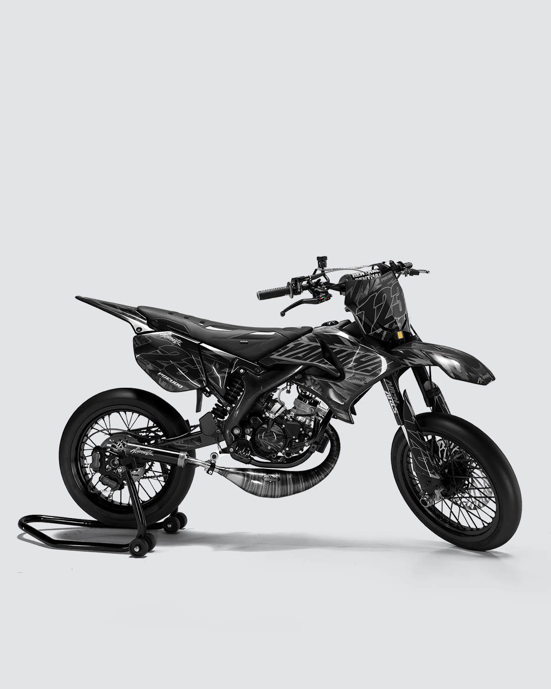 NEMESIS - Kit deco YAMAHA DT 50cc - Blanc — vue de côté