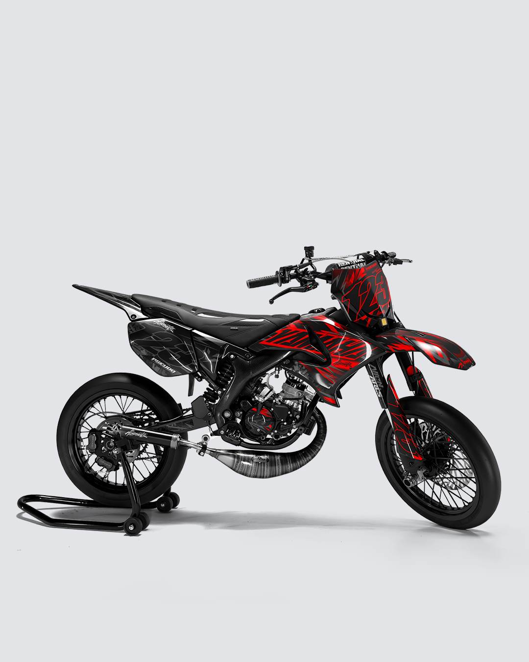 NEMESIS - Kit deco YAMAHA DT 50cc - Rouge — vue de côté