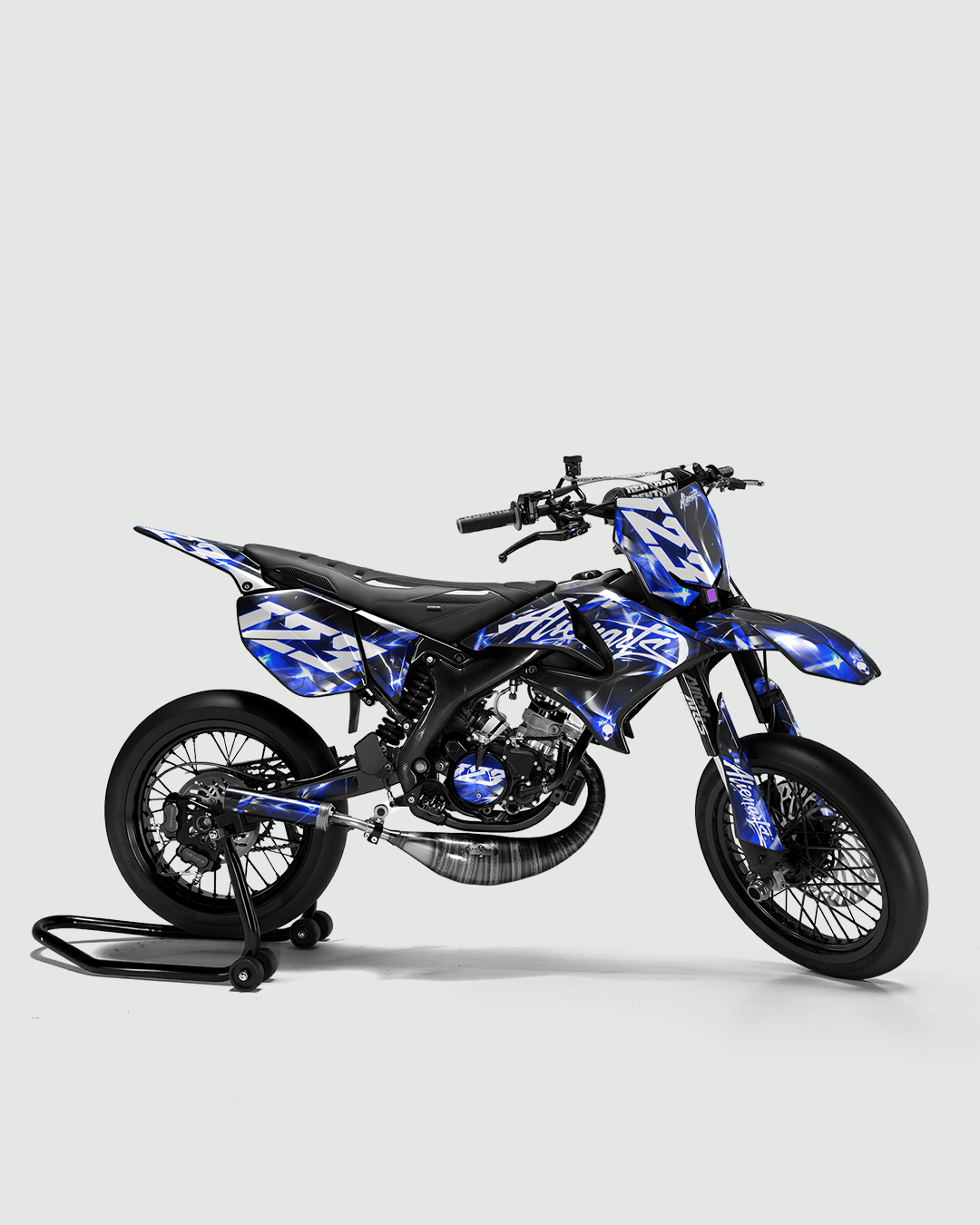 PLASMA - Kit deco YAMAHA DT 50cc - Bleu — vue de côté