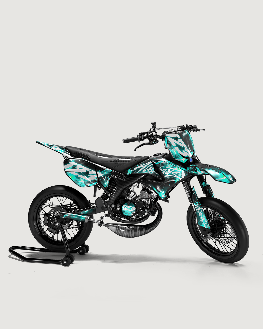 PLASMA - Kit deco YAMAHA DT 50cc - Turquoise — vue de côté